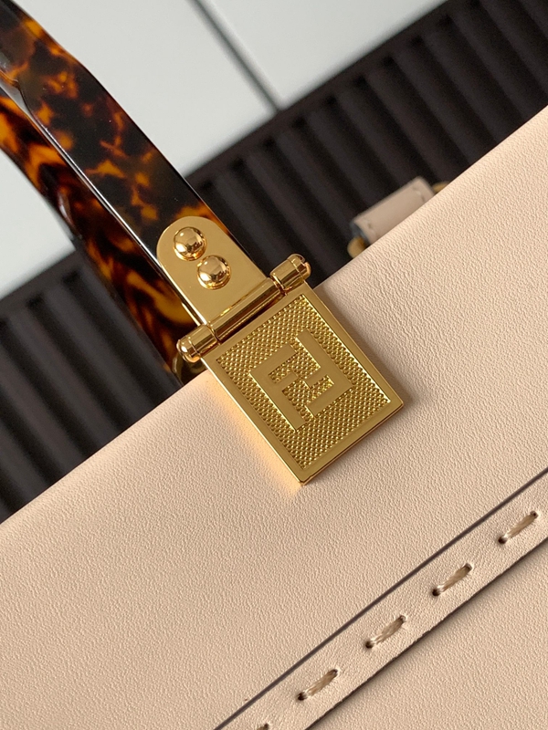 スーパーコピーブランドバッグ素材ディテール